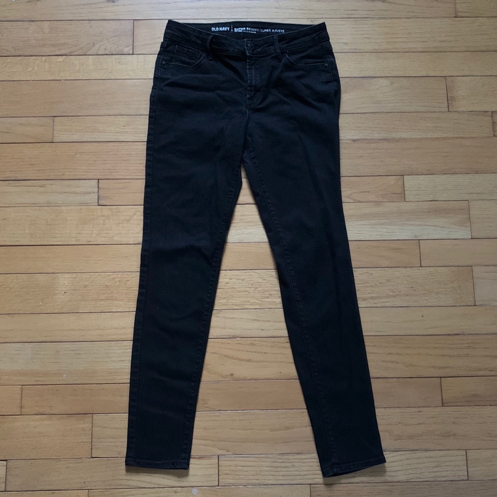 Black skinny jeans